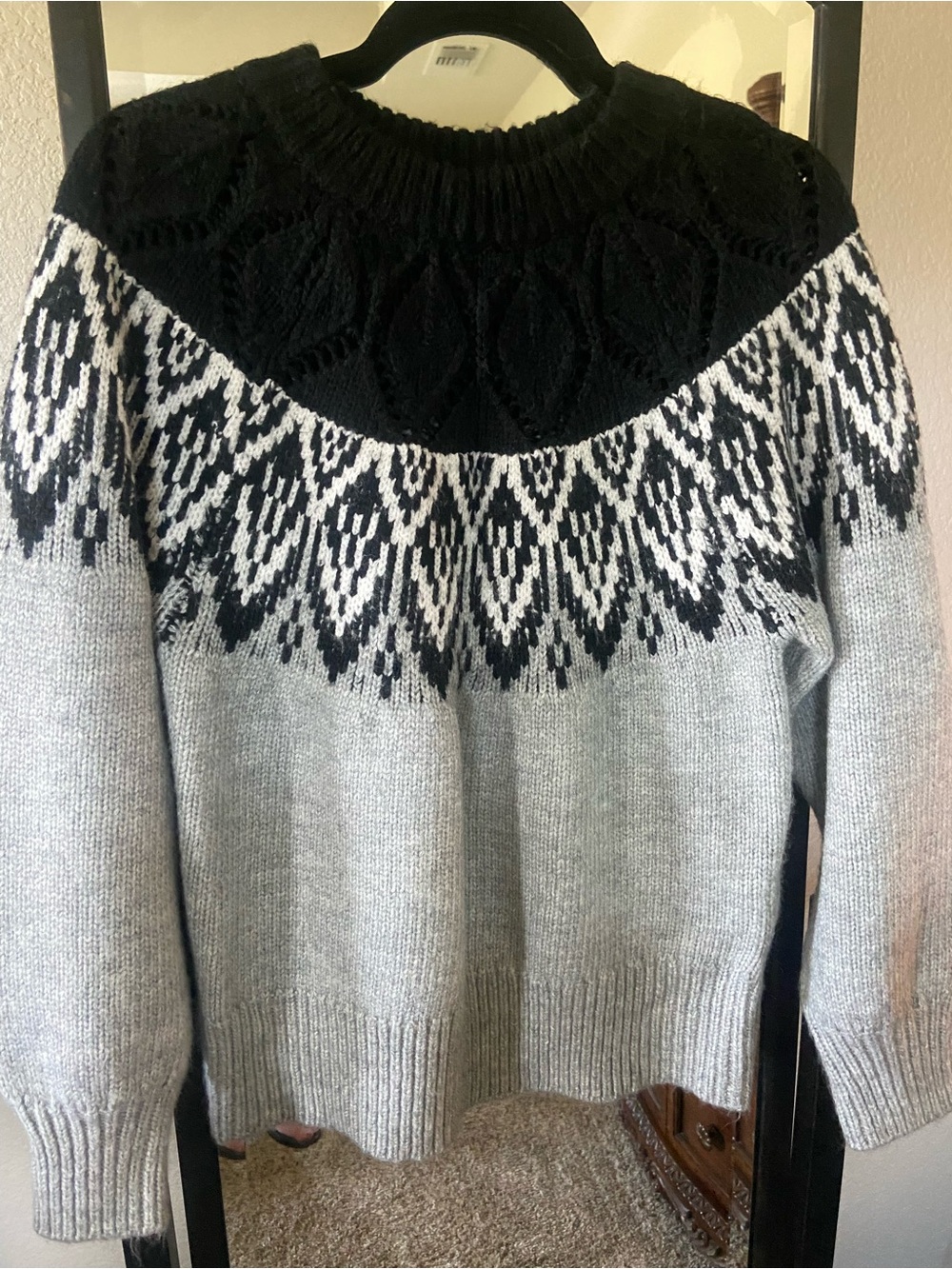 crown & ivy Black and Light Gray Fair Isle Crewneck Sweater